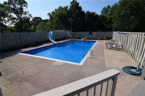 7 Benjamin St, Westerly, RI 02891 photo 4