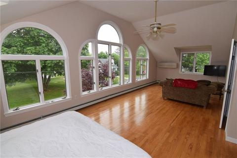 7 Benjamin St, Westerly, RI 02891 photo 11