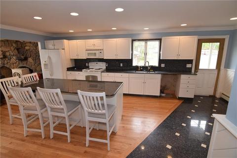 7 Benjamin St, Westerly, RI 02891 photo 8