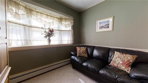 876 Warwick Ave, Warwick, RI 02888 photo 9