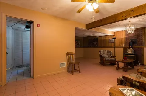 18 Hackman Pl, Warwick, RI 02889 photo 32