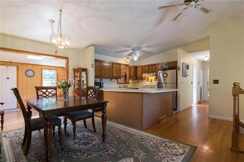 18 Hackman Pl, Warwick, RI 02889 photo 8