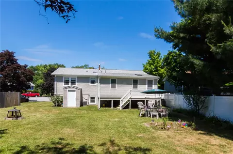 18 Hackman Pl, Warwick, RI 02889 photo 37