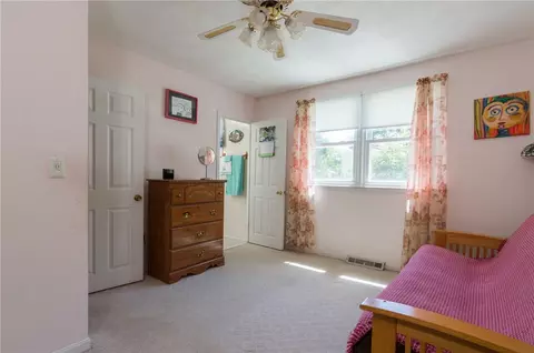 18 Hackman Pl, Warwick, RI 02889 photo 20