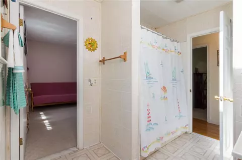 18 Hackman Pl, Warwick, RI 02889 photo 17