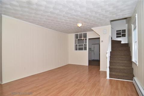 44 Pender Ave, Warwick, RI 02889 photo 11
