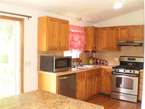 25 Crescendo Dr, Warwick, RI 02889 photo 9