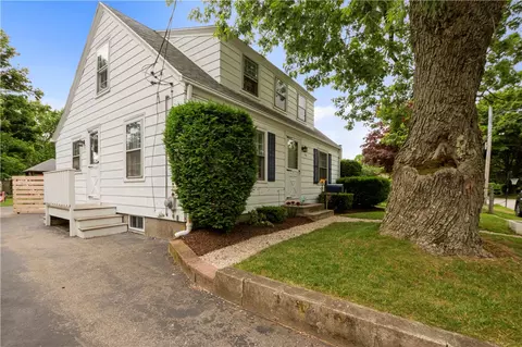 54 Deacon Ave, Warwick, RI 02886 photo 15