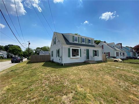 4 Deacon Ave, Warwick, RI 02886 photo 3