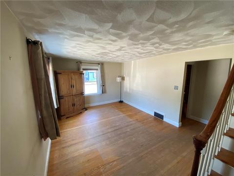 4 Deacon Ave, Warwick, RI 02886 photo 6