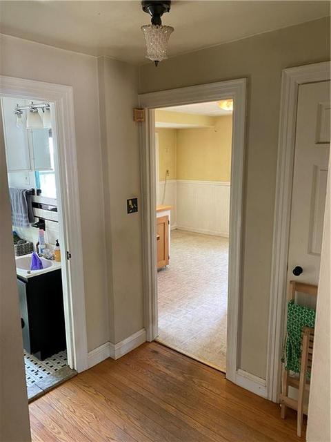 4 Deacon Ave, Warwick, RI 02886 photo 9