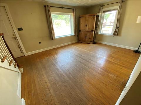 4 Deacon Ave, Warwick, RI 02886 photo 8