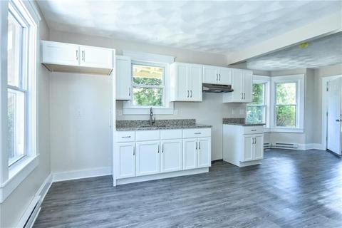 81 Read Ave, Coventry, RI 02816 photo 9