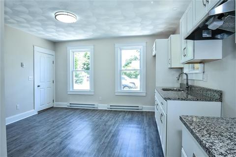 81 Read Ave, Coventry, RI 02816 photo 8