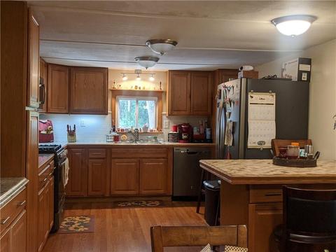 32 Maplewood Dr, Mapleville, RI 02839 photo 12