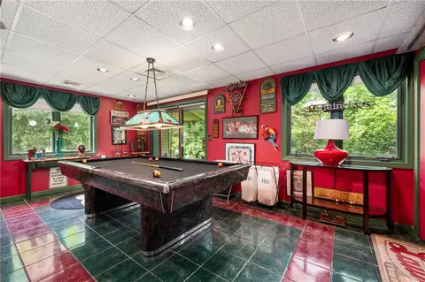 301 Holley Ln, Woonsocket, RI 02895 photo 6