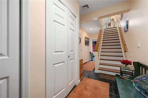 301 Holley Ln, Woonsocket, RI 02895 photo 5