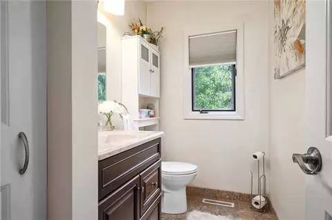 301 Holley Ln, Woonsocket, RI 02895 photo 24