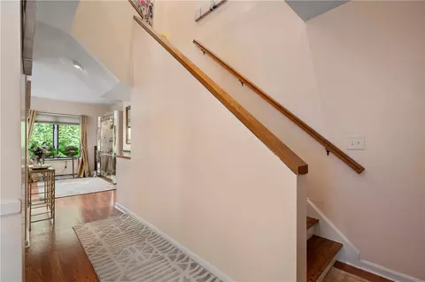 301 Holley Ln, Woonsocket, RI 02895 photo 27