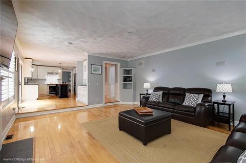 6 Lambert Ln, Warren, RI 02885 photo 15