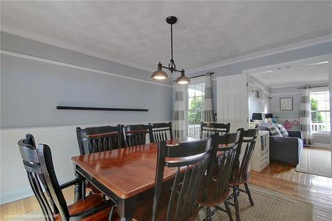 6 Lambert Ln, Warren, RI 02885 photo 8