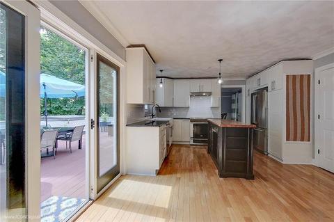 6 Lambert Ln, Warren, RI 02885 photo 11