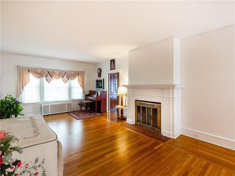353 Harris Ave, Woonsocket, RI 02895 photo 13