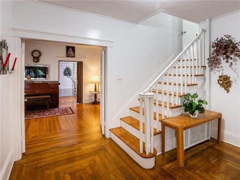 353 Harris Ave, Woonsocket, RI 02895 photo 14