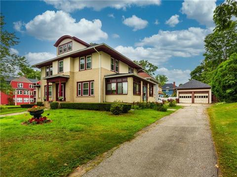 353 Harris Ave, Woonsocket, RI 02895 photo 4