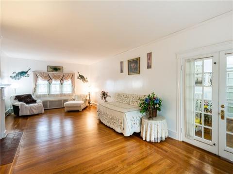 353 Harris Ave, Woonsocket, RI 02895 photo 12