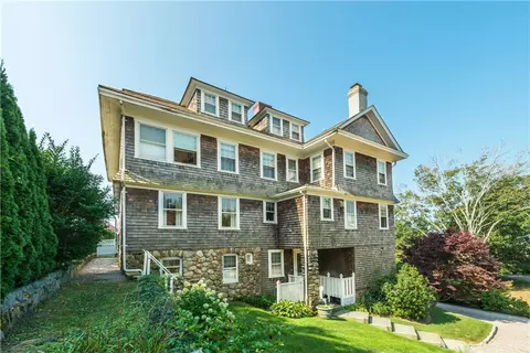 20 Plimpton Rd, Westerly, RI 02891 photo 2