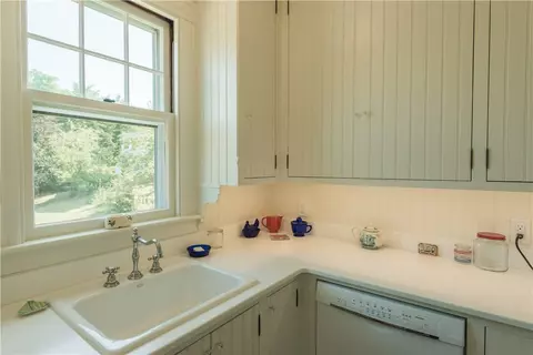 20 Plimpton Rd, Westerly, RI 02891 photo 13
