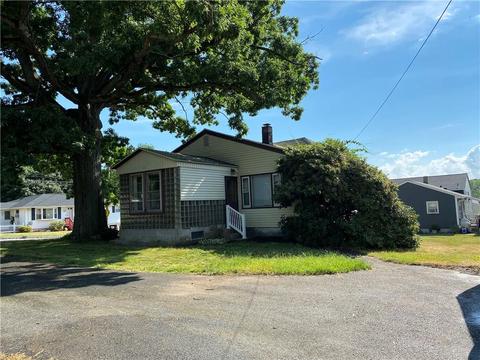 111 Jillson Ave, Woonsocket, RI 02895 photo 14