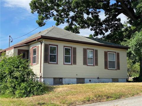 111 Jillson Ave, Woonsocket, RI 02895 photo 13