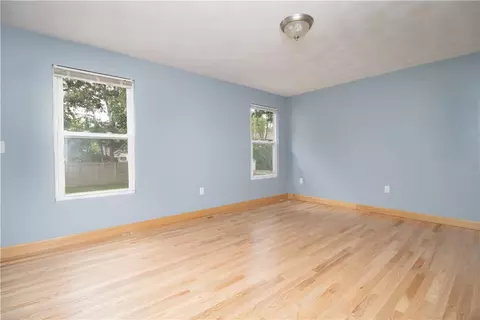 30 Lillian Ct, Warwick, RI 02886 photo 13