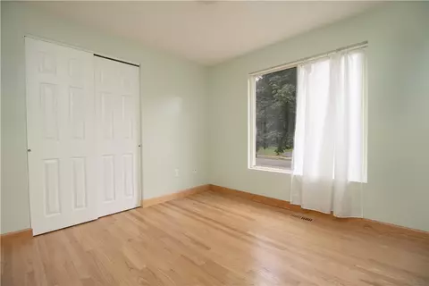 30 Lillian Ct, Warwick, RI 02886 photo 15