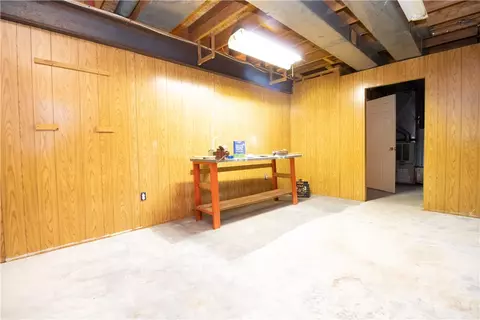 30 Lillian Ct, Warwick, RI 02886 photo 17