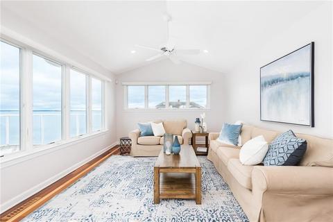 54 Burnett Rd, Warwick, RI 02889 photo 12