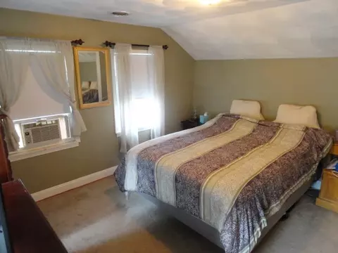 44 Milton Rd, Warwick, RI 02888 photo 11
