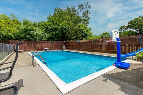 19 Midway Dr, Warwick, RI 02886 photo 9
