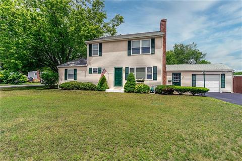 19 Midway Dr, Warwick, RI 02886 photo 3