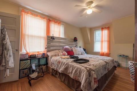 74 Glen Rd, Woonsocket, RI 02895 photo 36