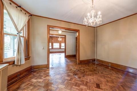 74 Glen Rd, Woonsocket, RI 02895 photo 8