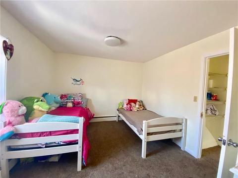 8 West St, Woonsocket, RI 02895 photo 15