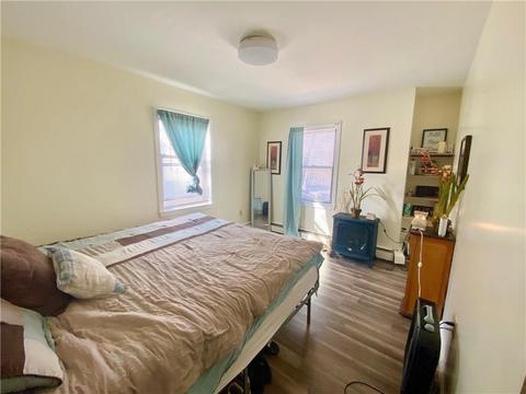 8 West St, Woonsocket, RI 02895 photo 12