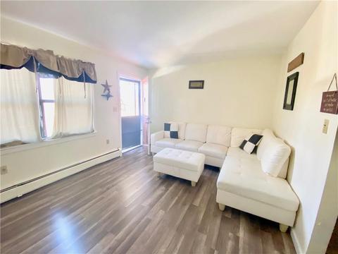 8 West St, Woonsocket, RI 02895 photo 6
