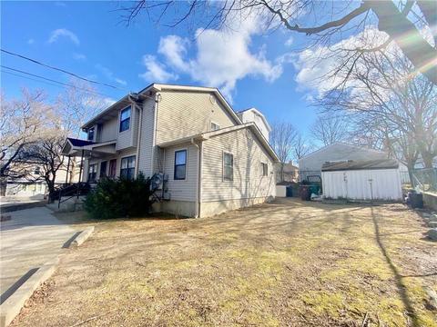 8 West St, Woonsocket, RI 02895 photo 2