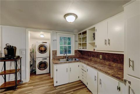 107 Midget Ave, Warwick, RI 02886 photo 8