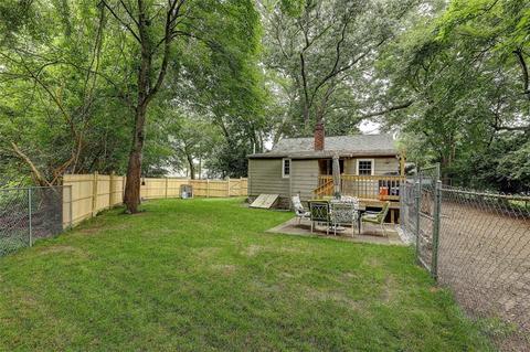 107 Midget Ave, Warwick, RI 02886 photo 2