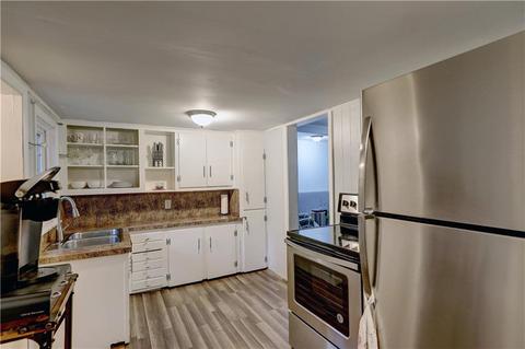 107 Midget Ave, Warwick, RI 02886 photo 4